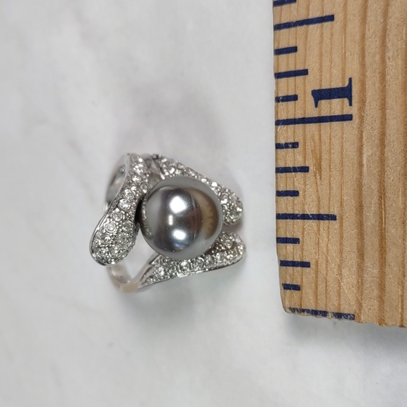 Grey Pearl/Micro Pave` Silvertone Ring - Picture 8 of 11